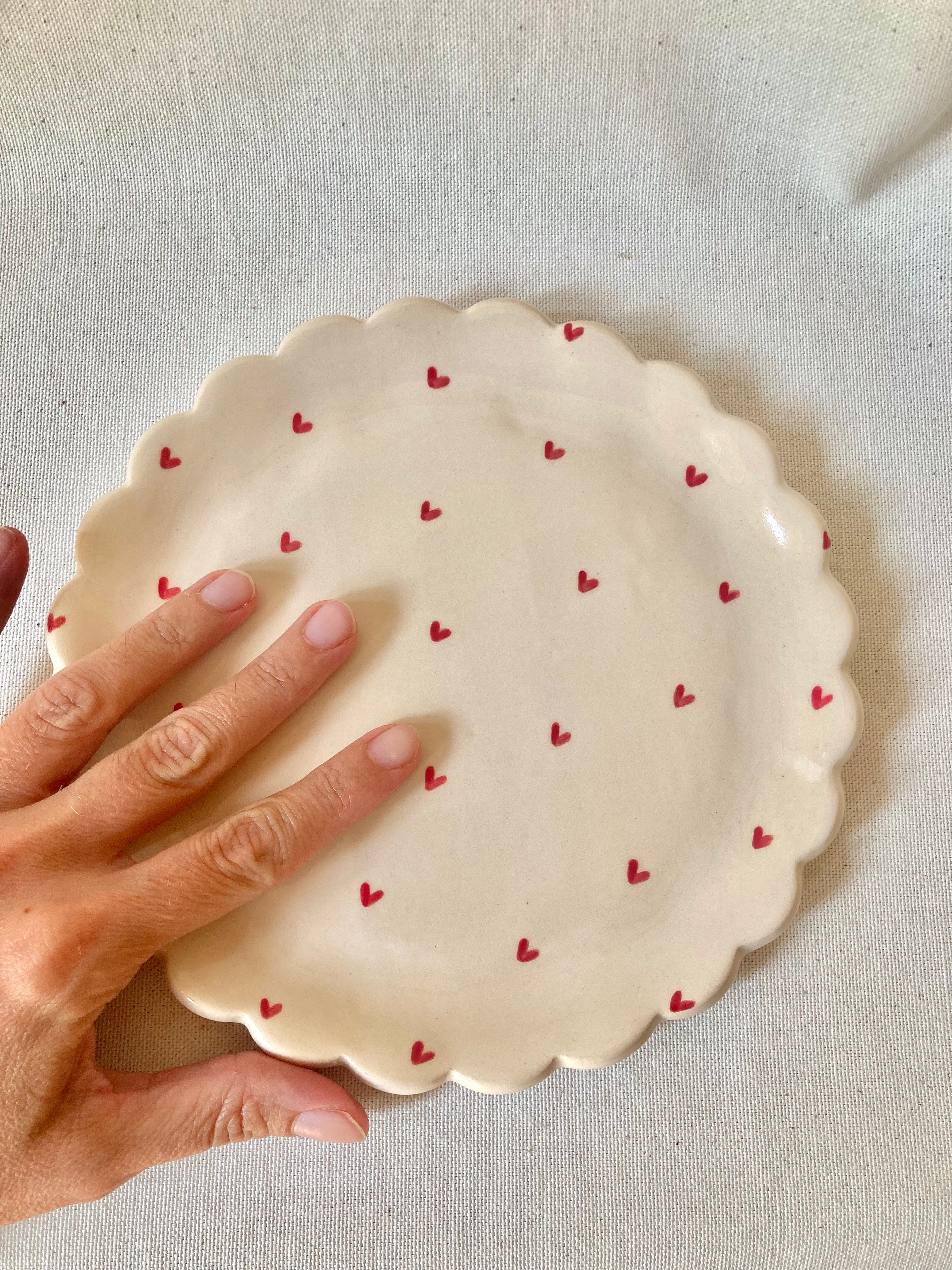 Petite assiette dentelée - Coeurs