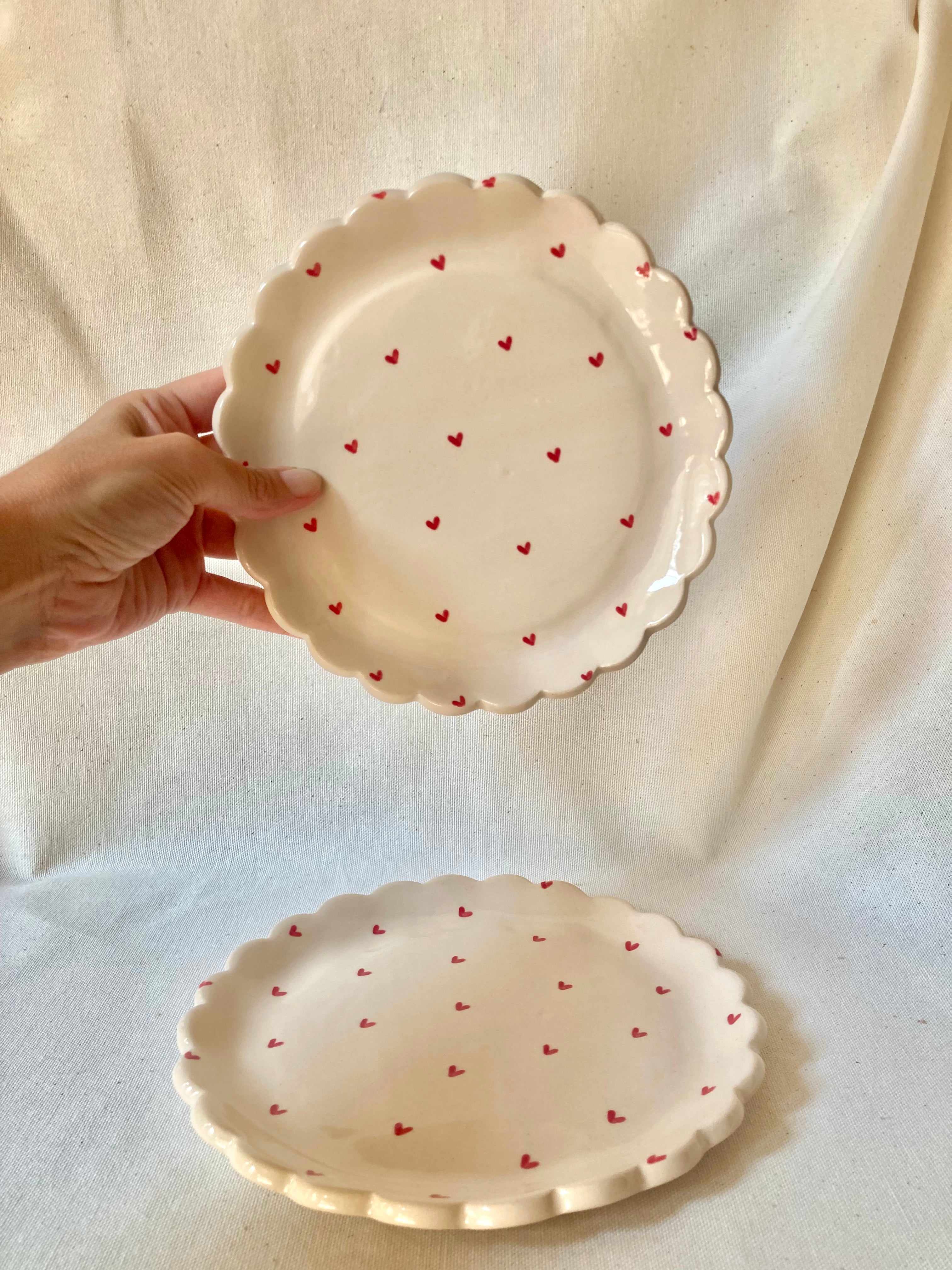 Petite assiette dentelée - Coeurs