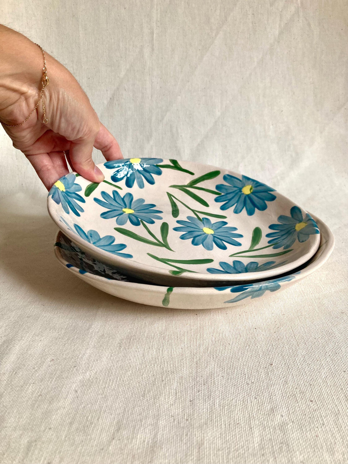 Assiette creuse céramique marguerites bleues
