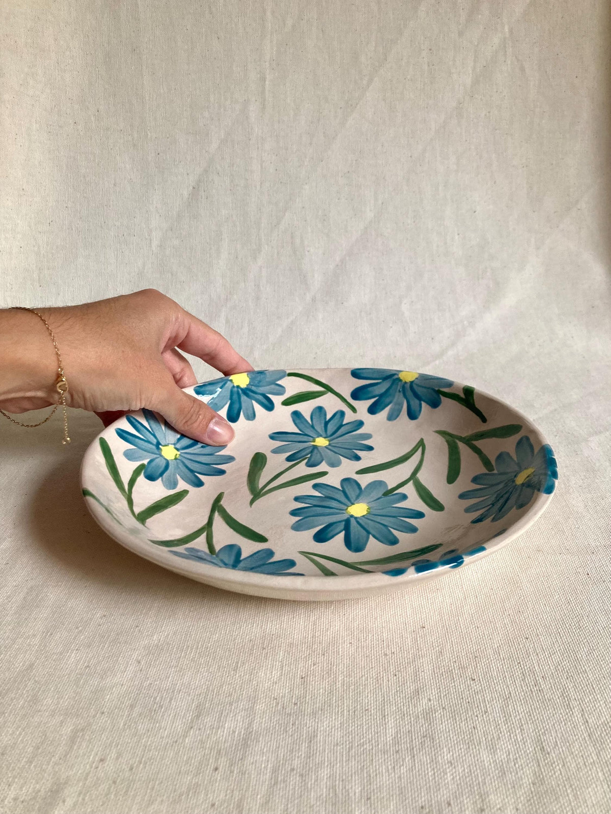 Assiette creuse céramique marguerites bleues
