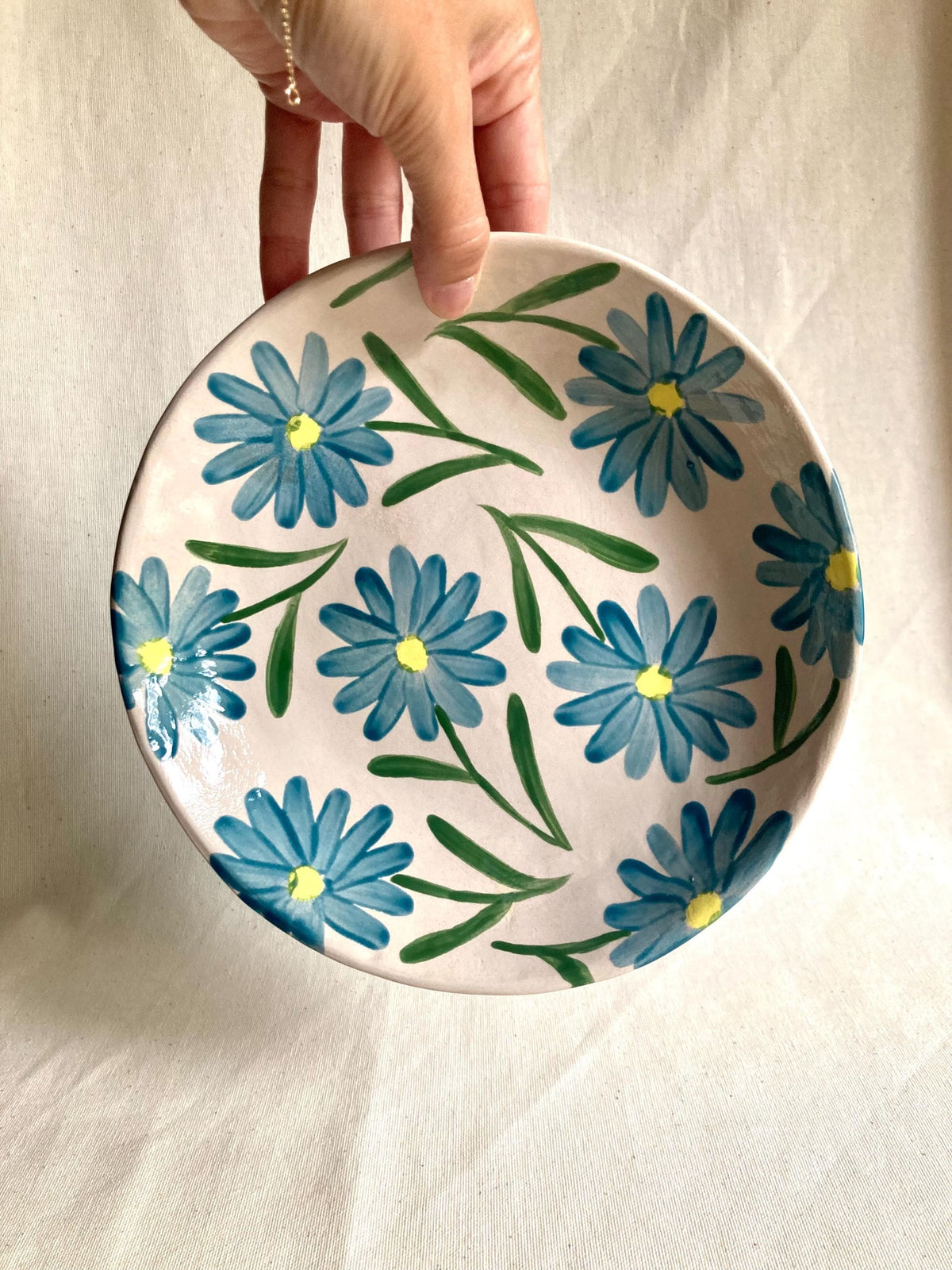 Assiette creuse céramique marguerites bleues
