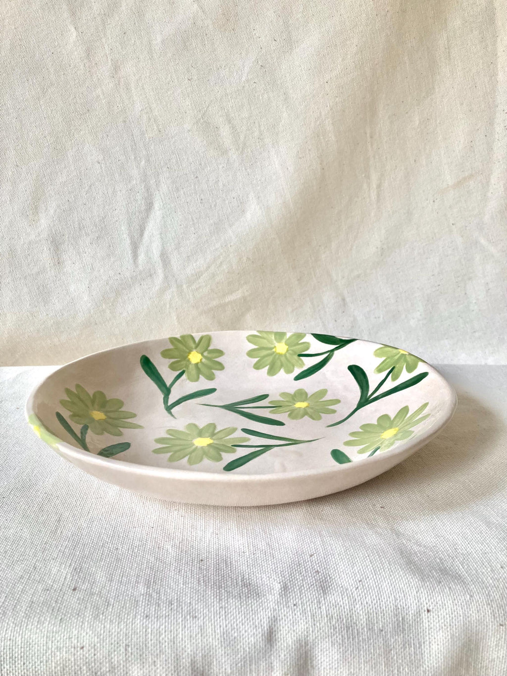 Assiette creuse céramique marguerites vertes