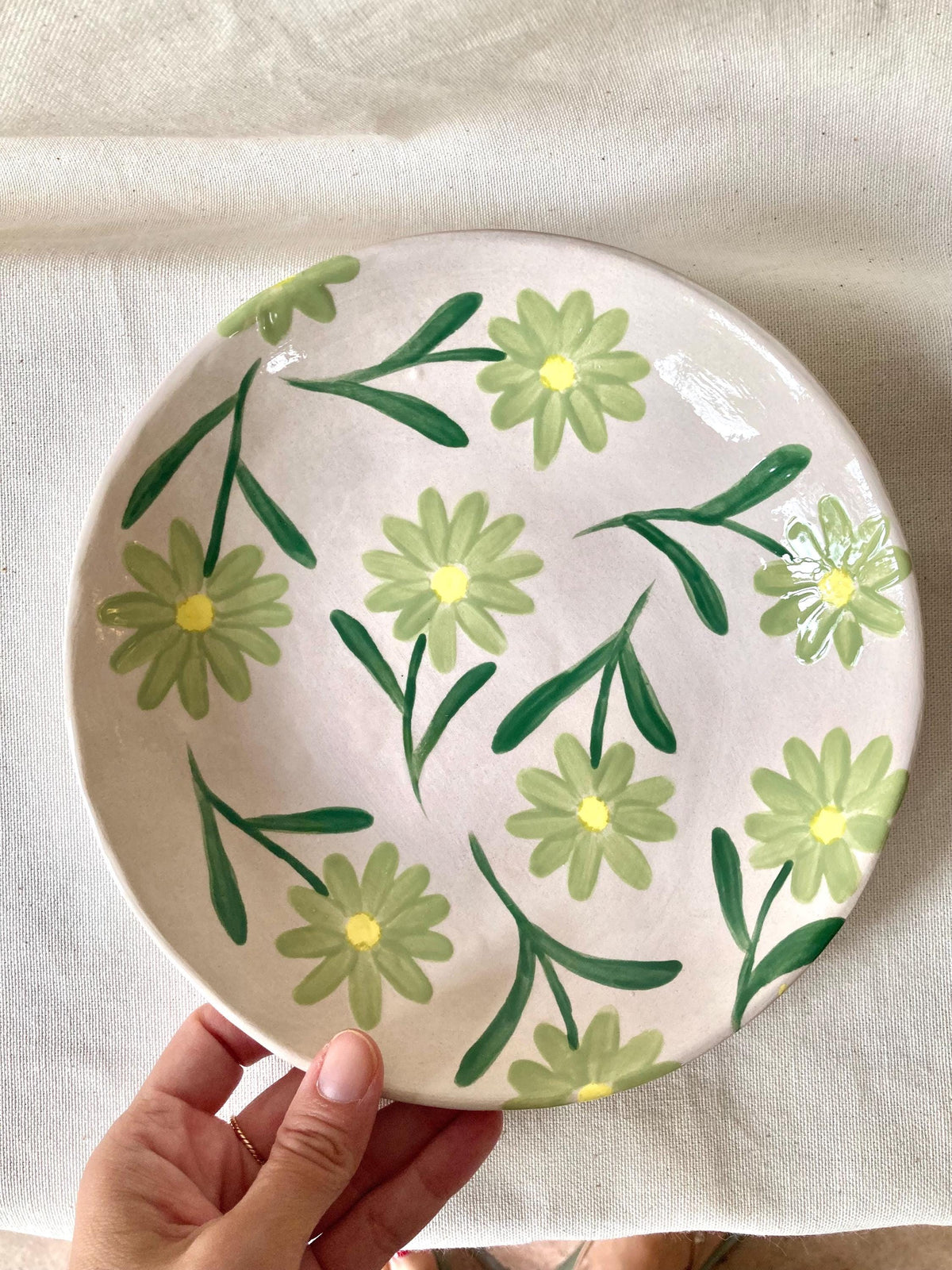 Assiette creuse céramique marguerites vertes