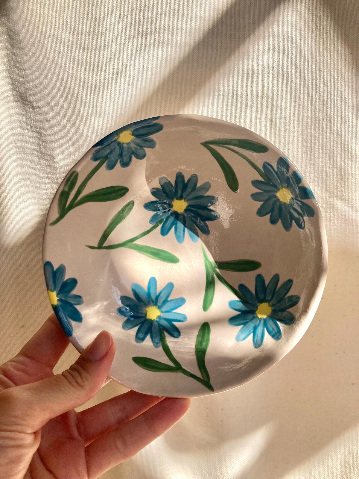 Bol céramique à marguerites bleues