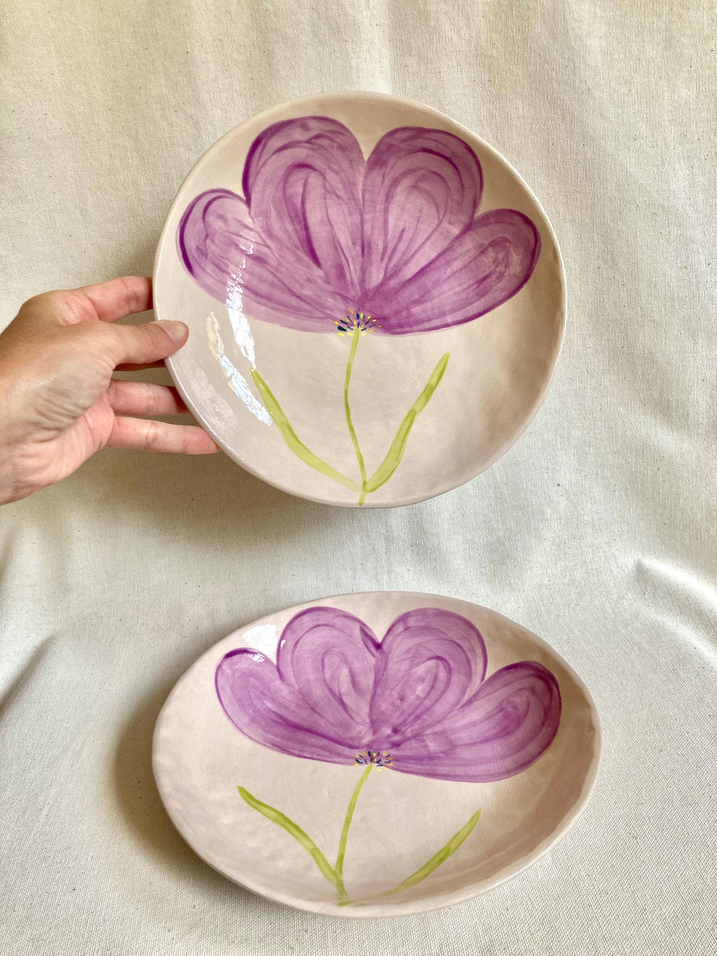 Assiette creuse céramique grande fleur violette