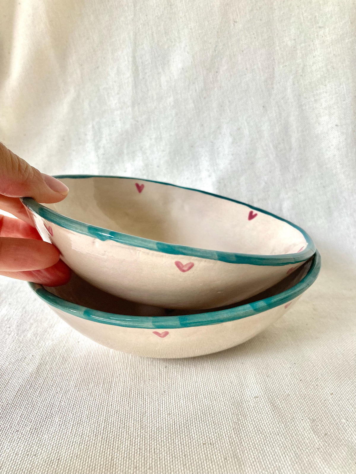 Bol céramique coeurs roses et liseré bleu