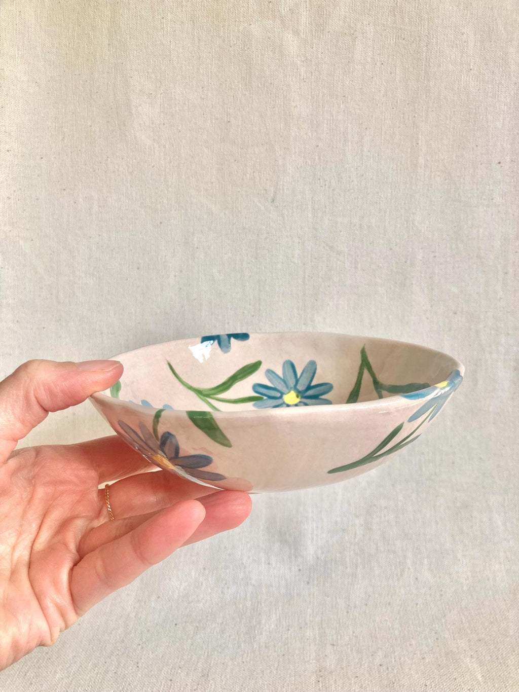 Bol céramique à marguerites bleu clair