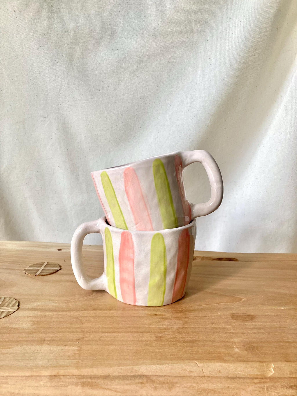 Mug céramique rayures vertes et roses