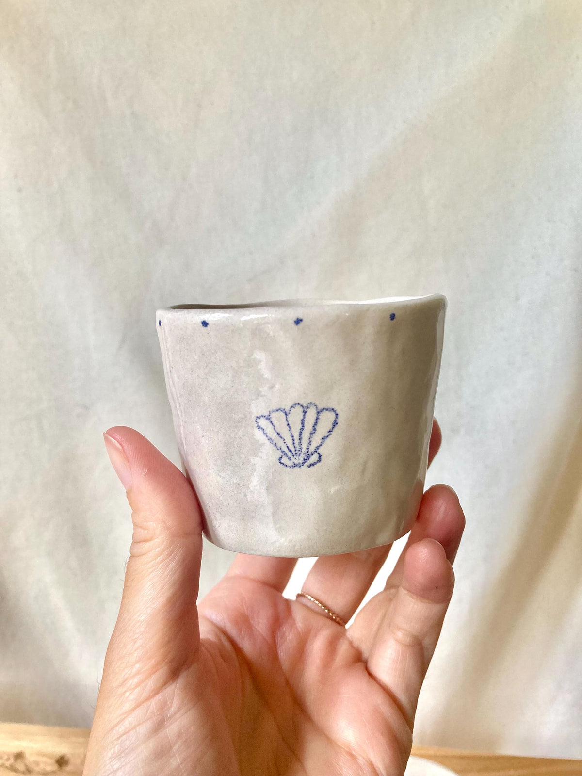 Tasse céramique coquillages bleus