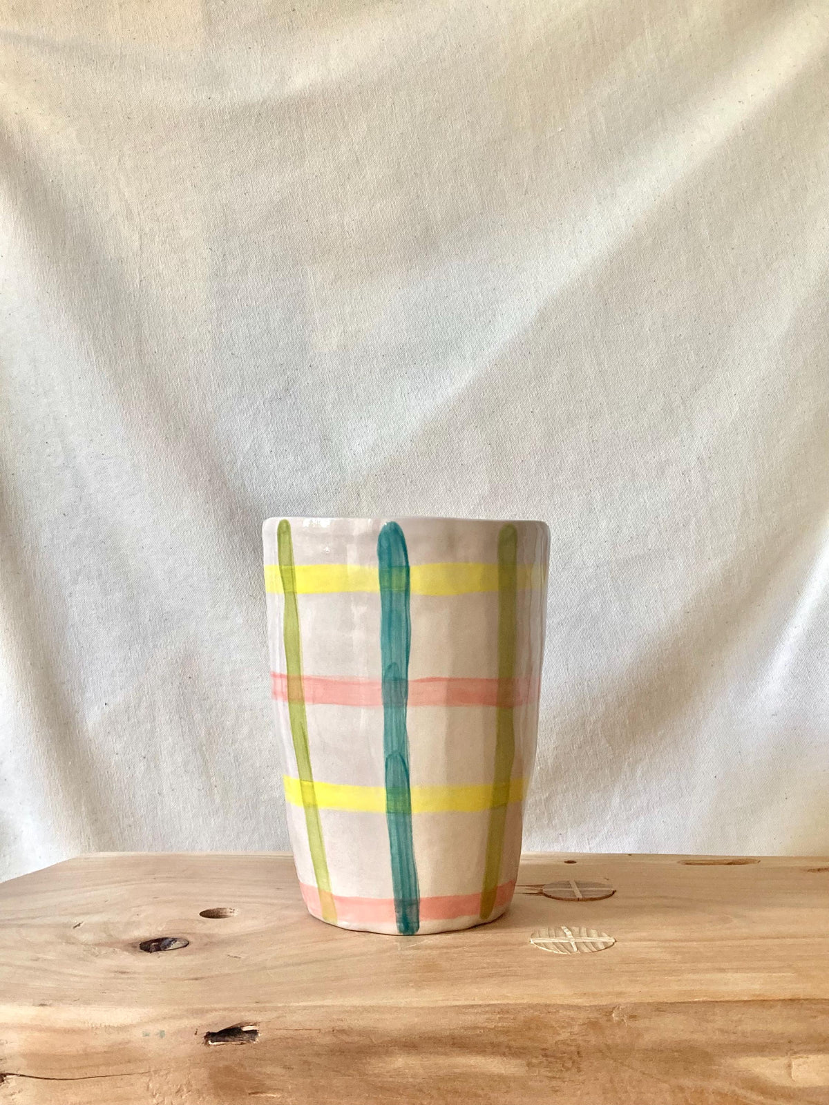 Vase céramique quadrillage jaune, rose, vert et bleu