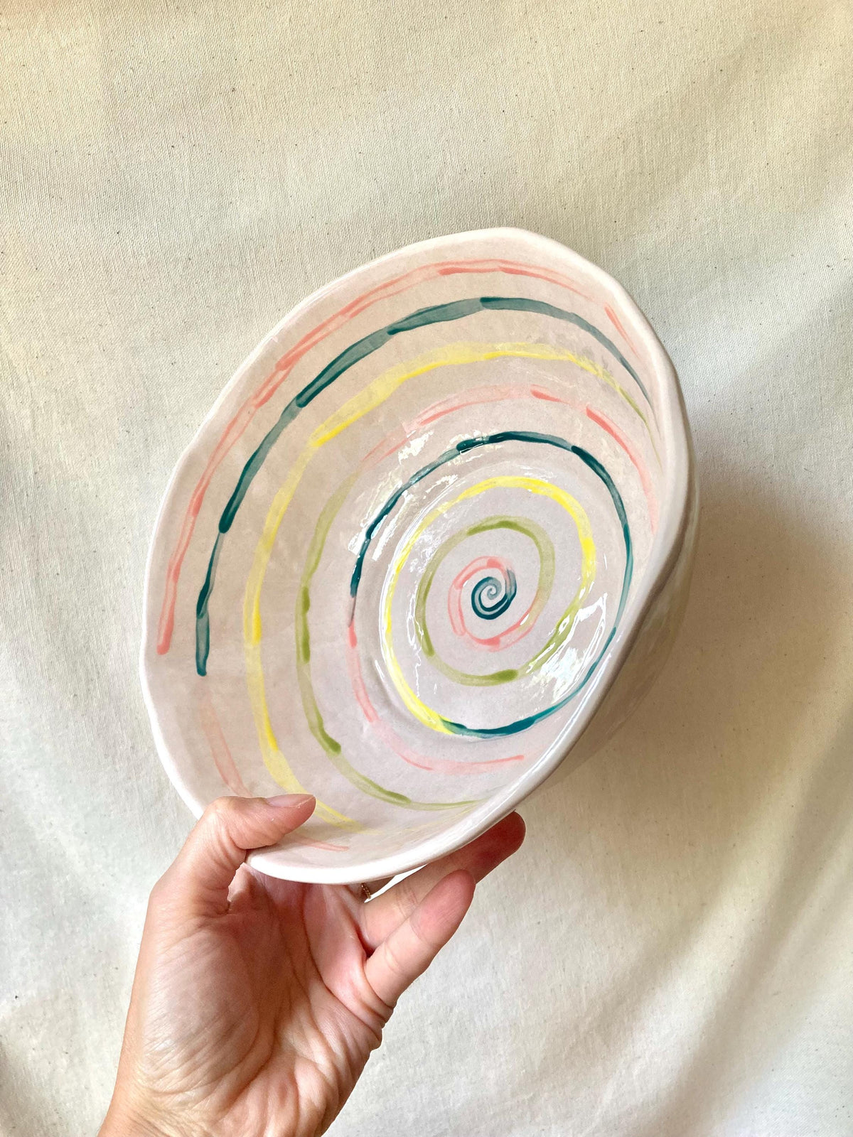 Saladier céramique spirale couleurs pastels