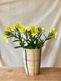 Vase céramique quadrillage jaune, rose, vert et bleu