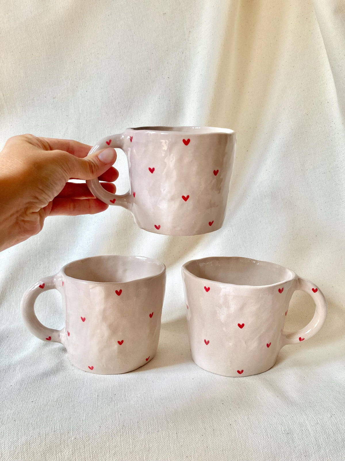 Mug céramique coeurs rouges